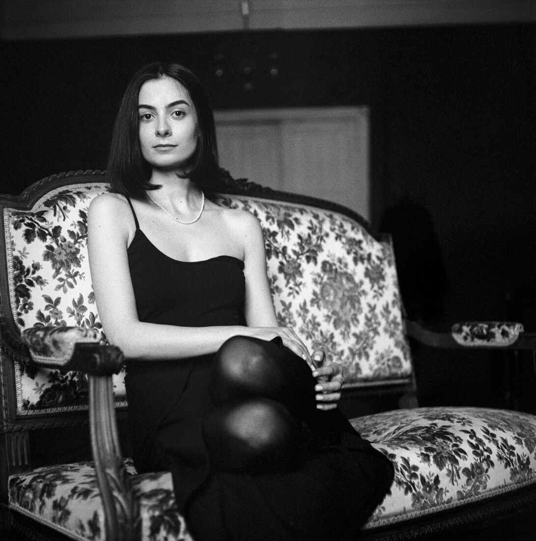 ARIADNA KRYLOVA. ПОРТРЕТ. Без названия