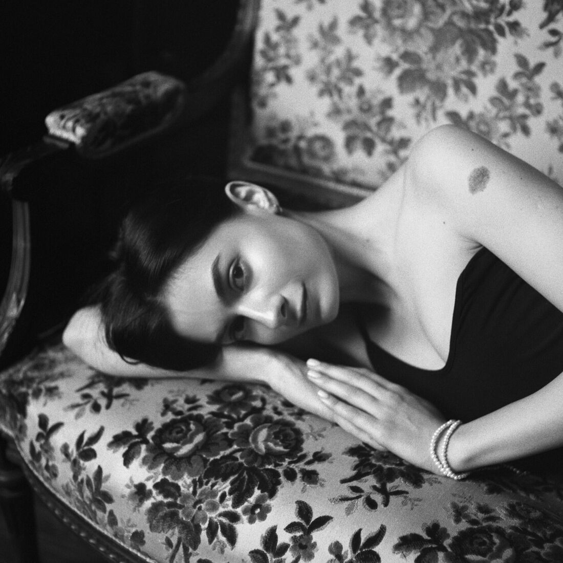ARIADNA KRYLOVA. ПОРТРЕТ. Без названия